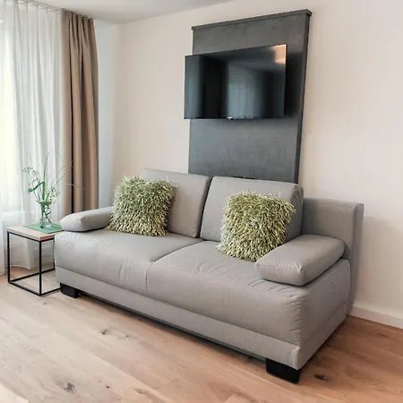 Hoelderlein - Altstadthotel Casa de hóspedes Nuertingen