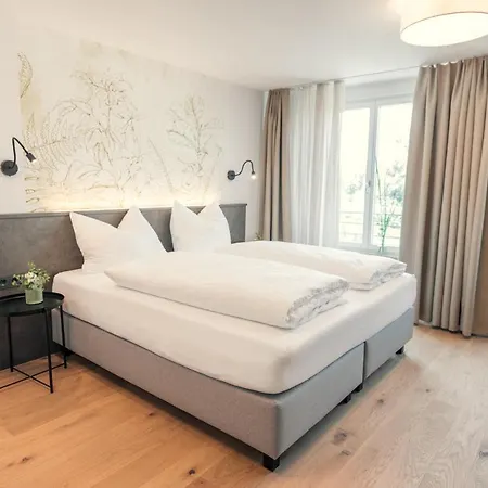 Hoelderlein - Altstadthotel 3* Nuertingen