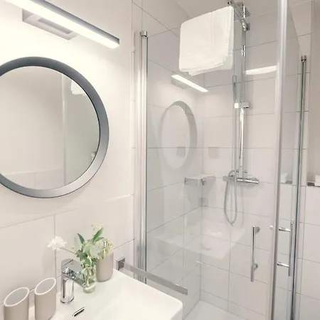 Hoelderlein - Altstadthotel Maison d'hôtes 3*