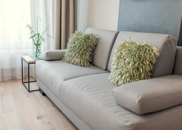 Hoelderlein - Altstadthotel 3* نورتينغن